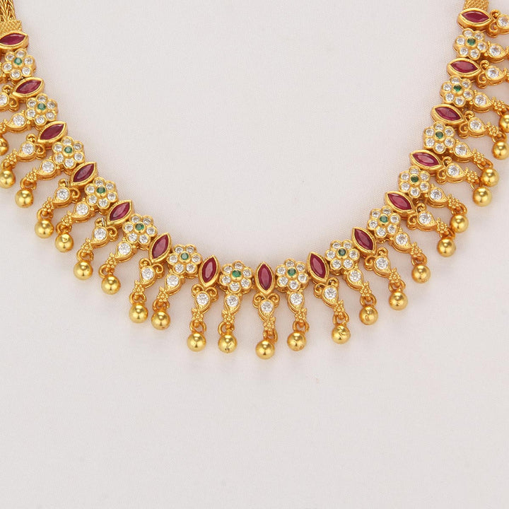 Dhishya Short Necklace
