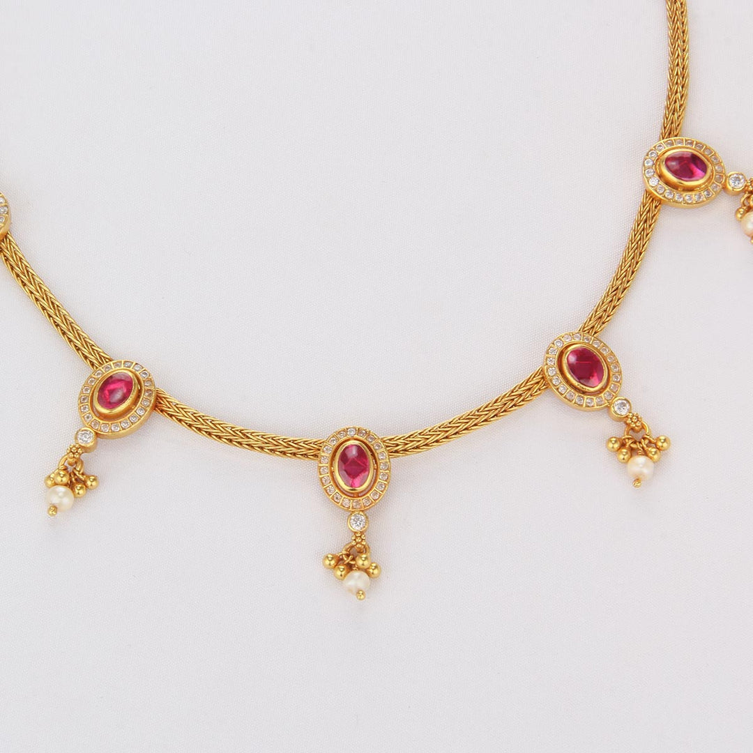 Dhananya Stone Short Necklace