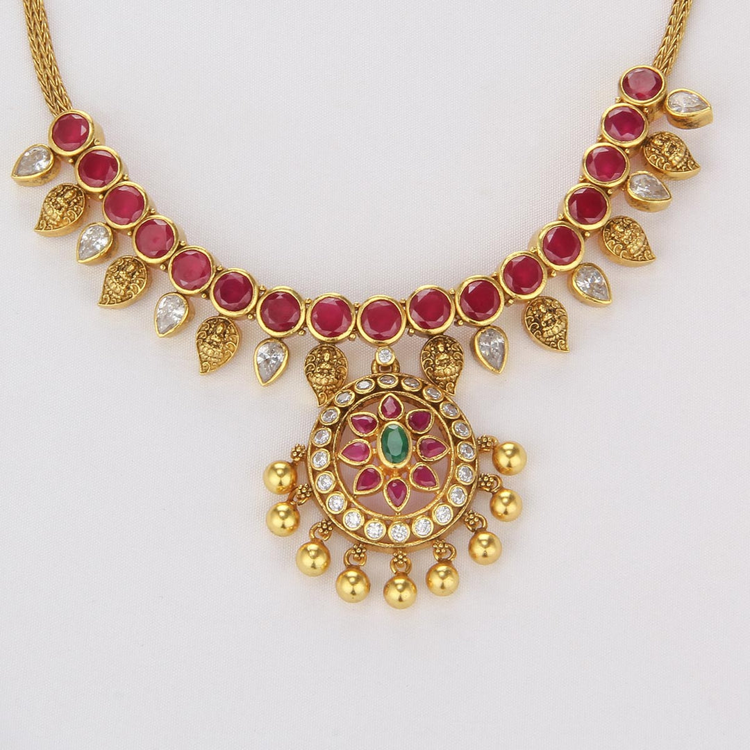 Daksha Stone Short Necklace