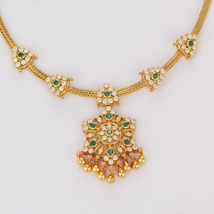 Anusha Attigai Short Necklace