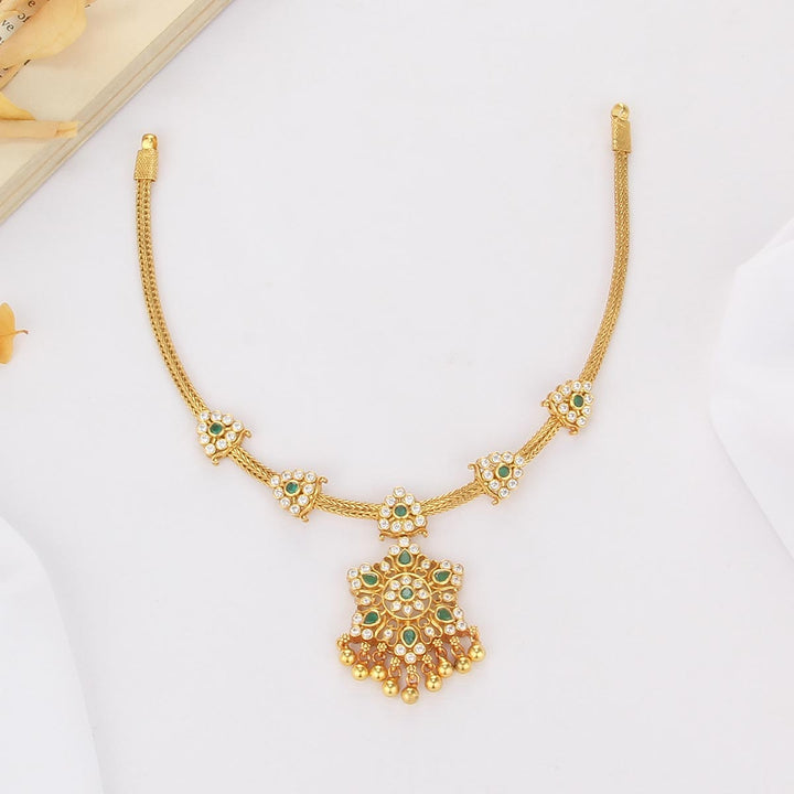 Anusha Attigai Short Necklace