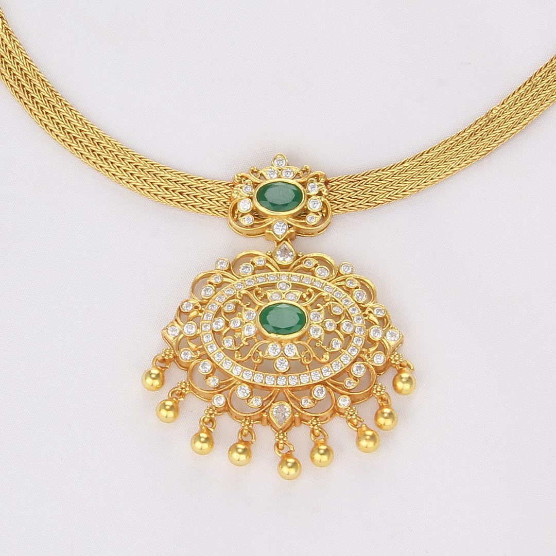 Traditional Charm Short Necklace