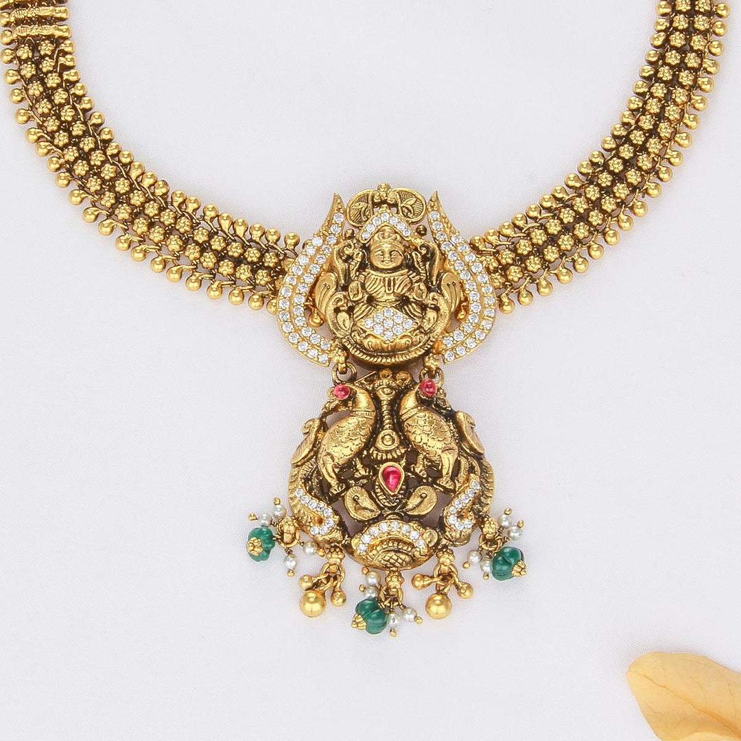 Janani Nagas Short Necklace