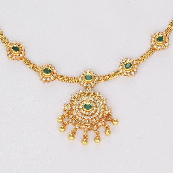 Aarunikha Stone Short Necklace