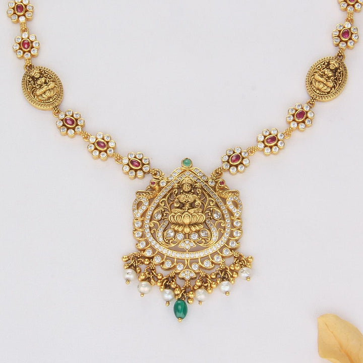 Spark Nagas Short Necklace