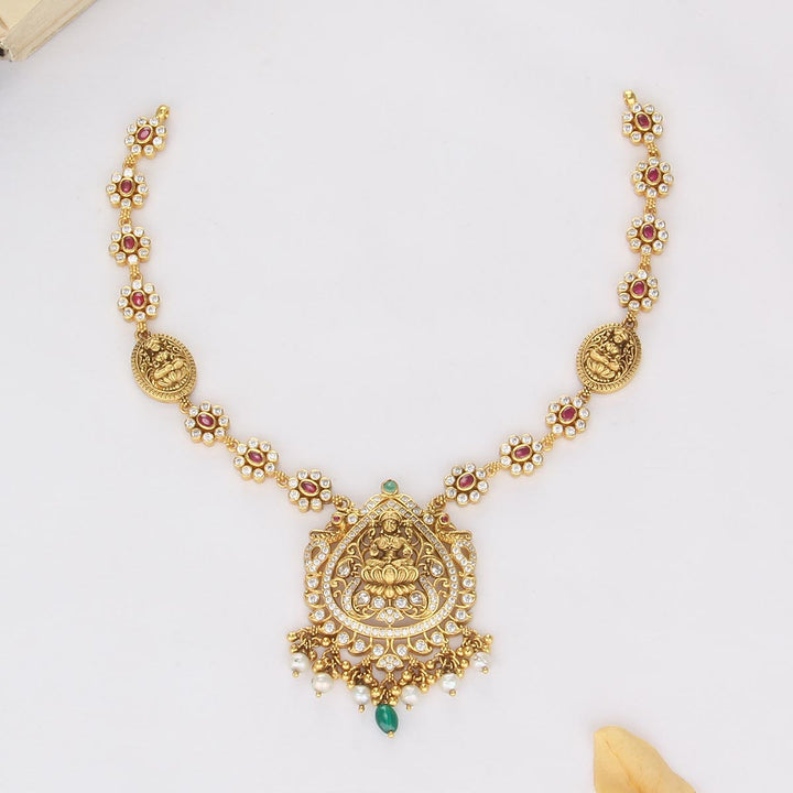 Spark Nagas Short Necklace