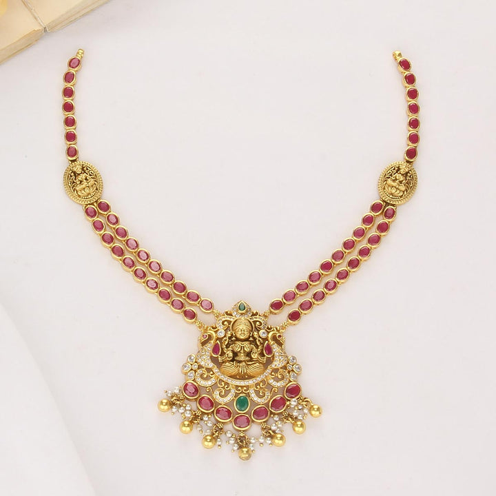 Timeless Elegance Nagas Short Necklace