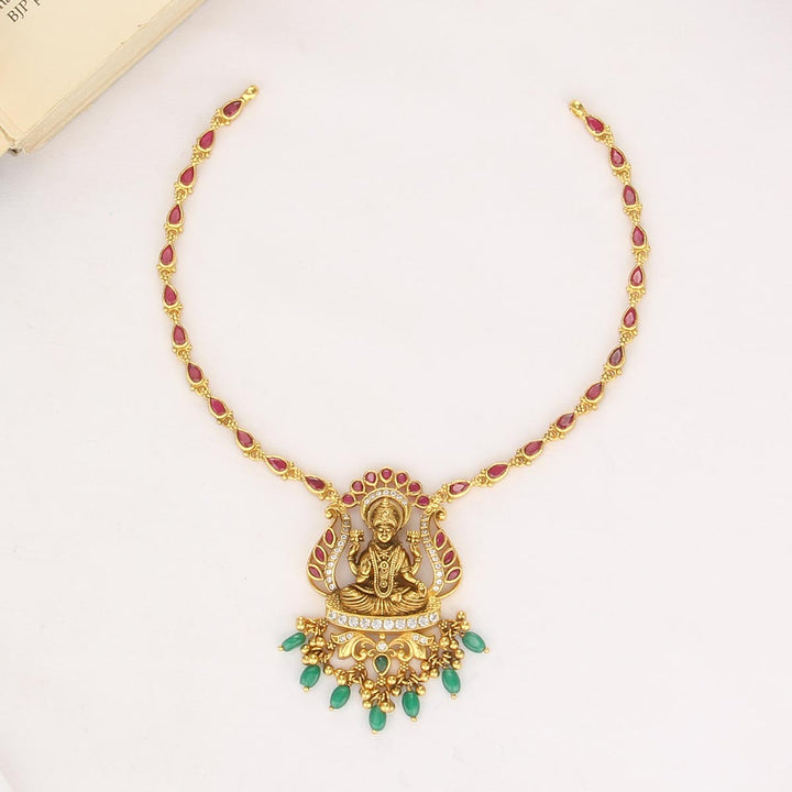 Aisha Nagas Short Necklace