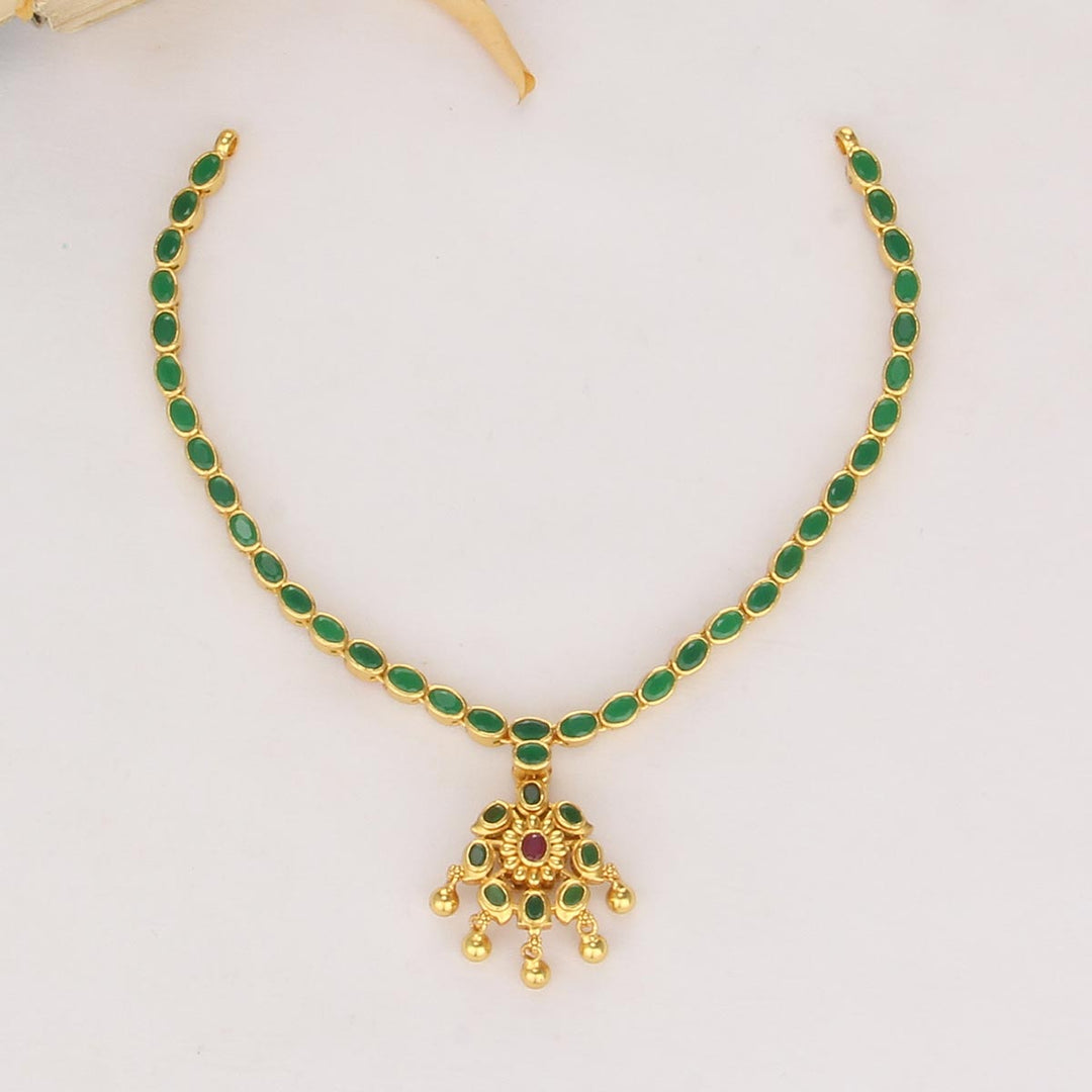 Shruthika Reversible Short Necklace