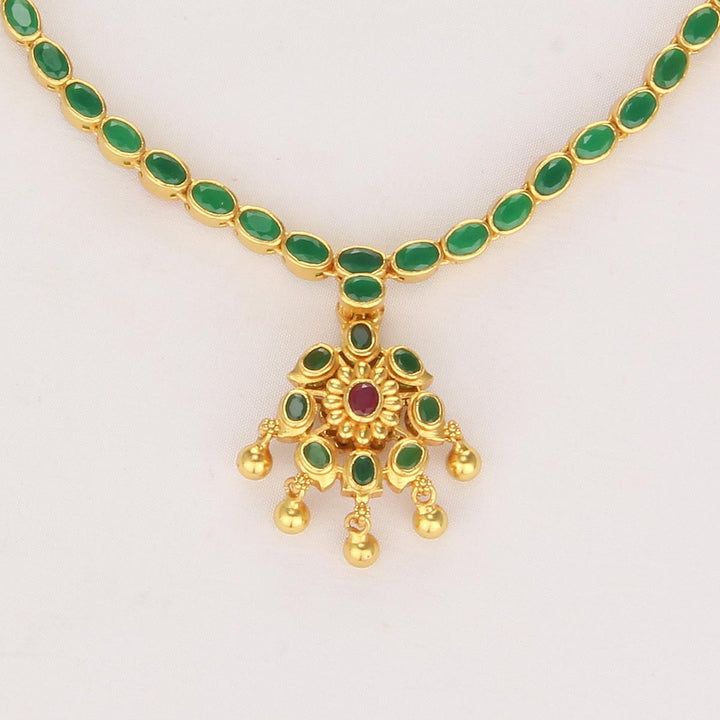 Shruthika Reversible Short Necklace