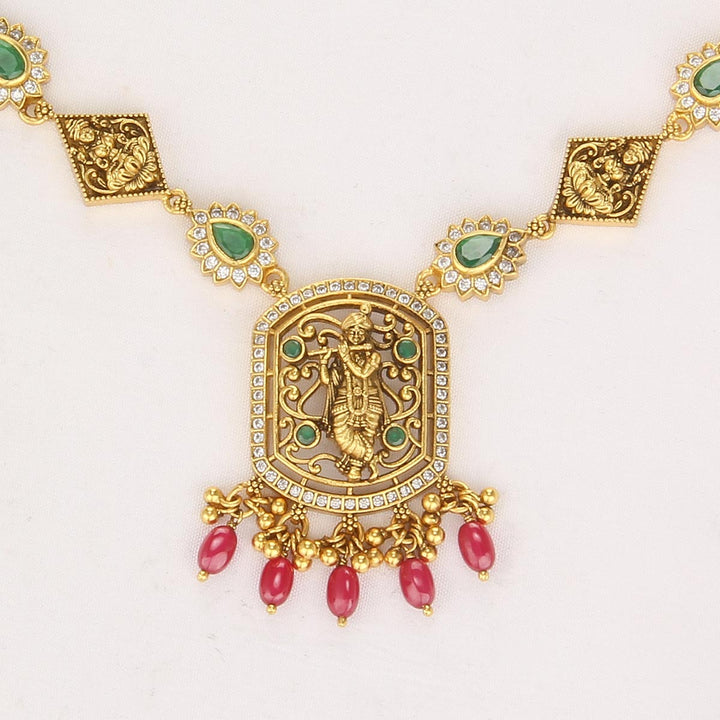 Kanishka Nagas Short Necklace