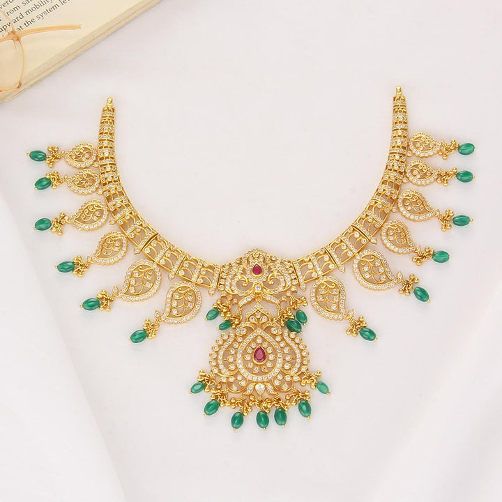 Pretty Look Stone Short Necklace