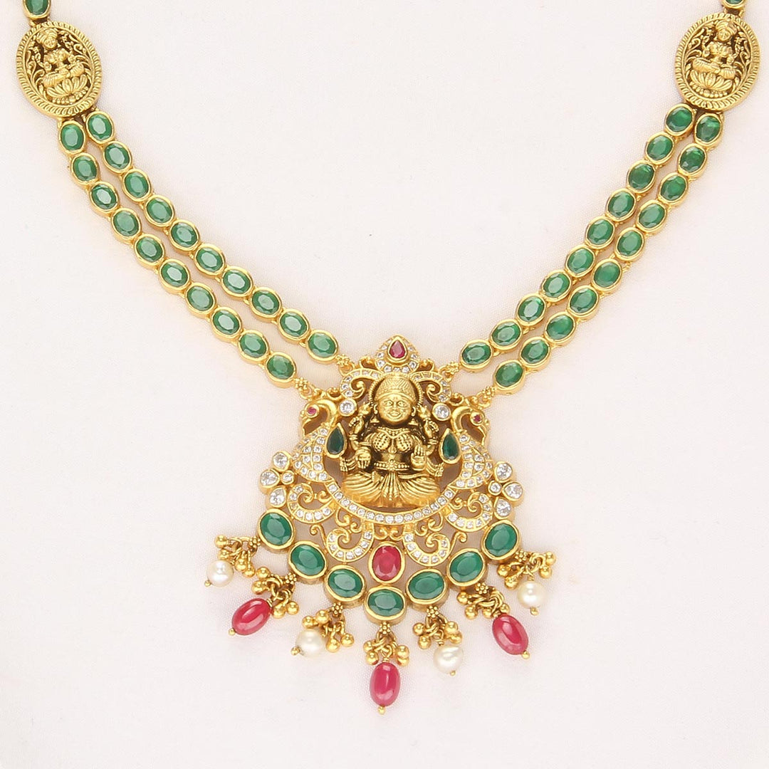 Greenish Charm Nagas Short Necklace