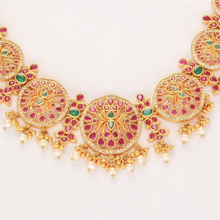 Kanishka Stone Short Necklace