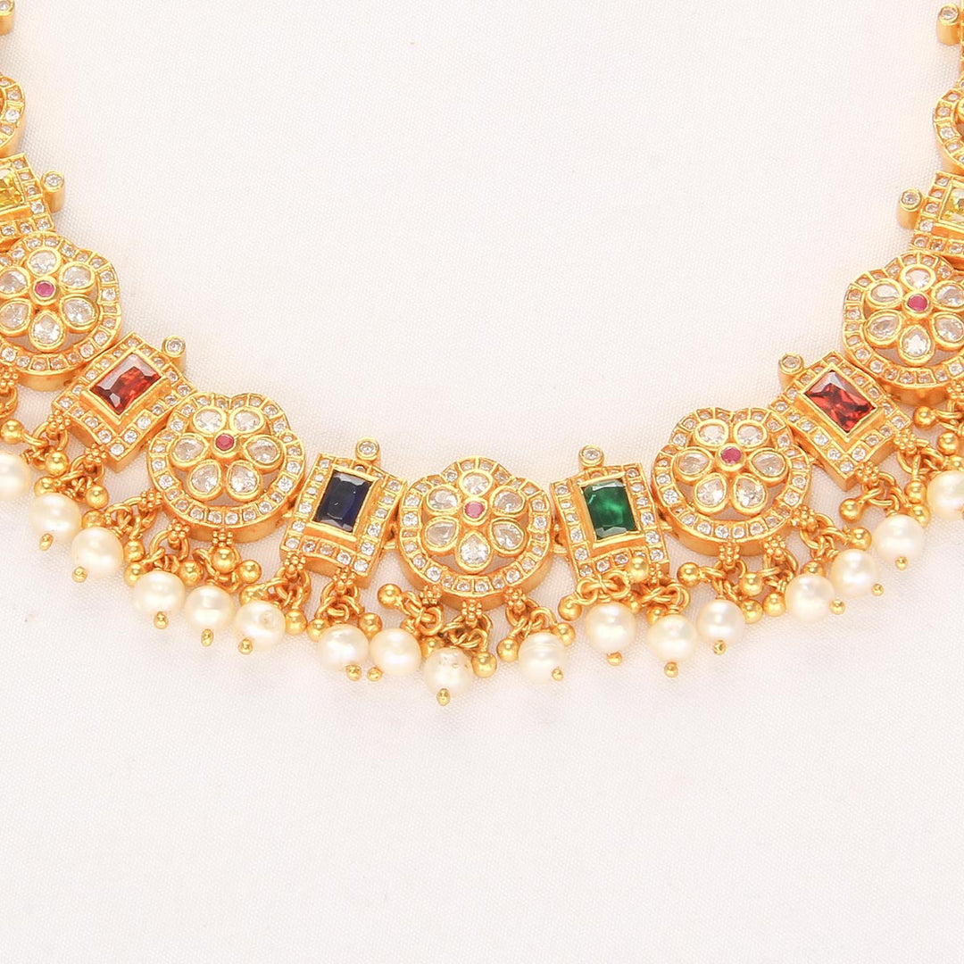 Baiza Stone Short Necklace