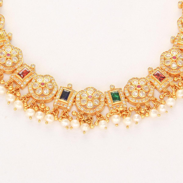 Baiza Stone Short Necklace