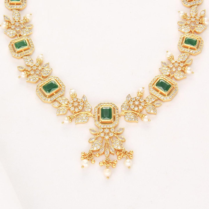 Tarnish Stone Short Necklace