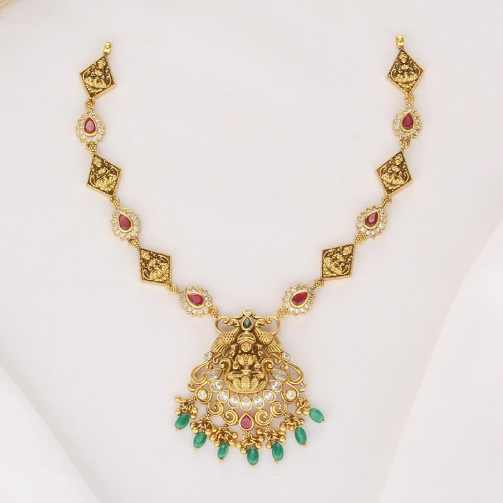 Sruthika Nagas Short Necklace