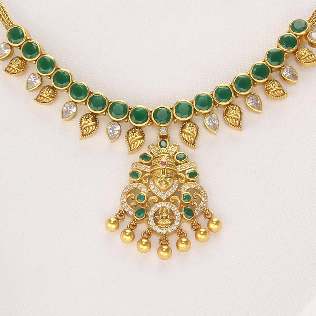 Nithrasa Stone Short Necklace