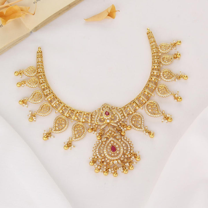 Vithusa Stone Short Necklace