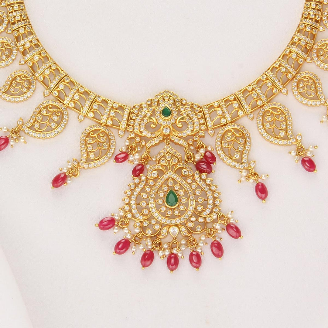 Nishika Stone Short Necklace