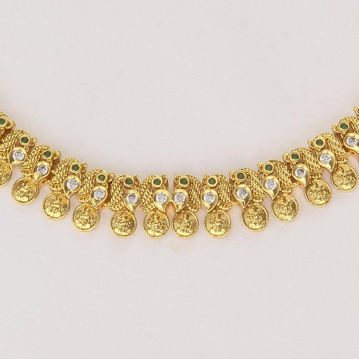 Jaanvikha Nagas Short Necklace Set
