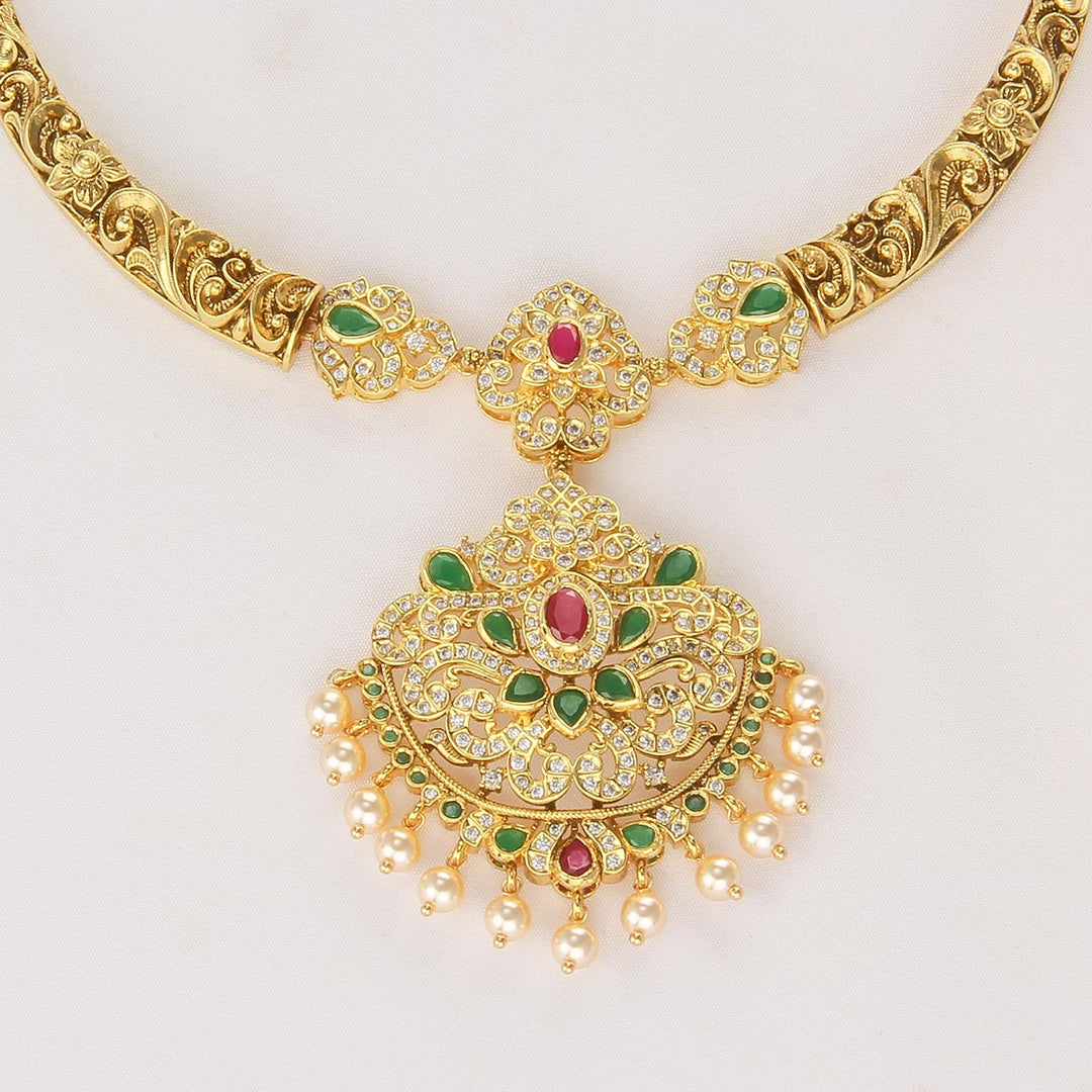 Yamikha Short Necklace Set