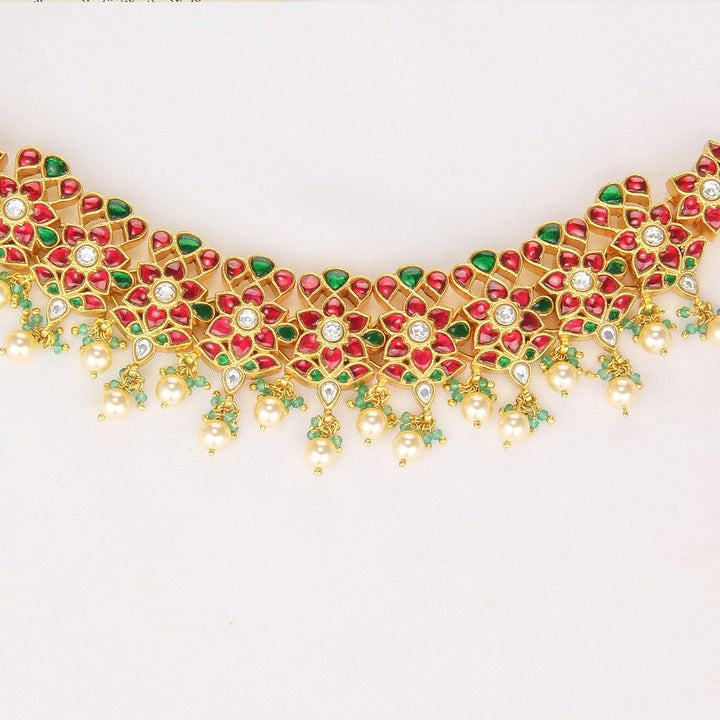 Lahina Kundan Choker