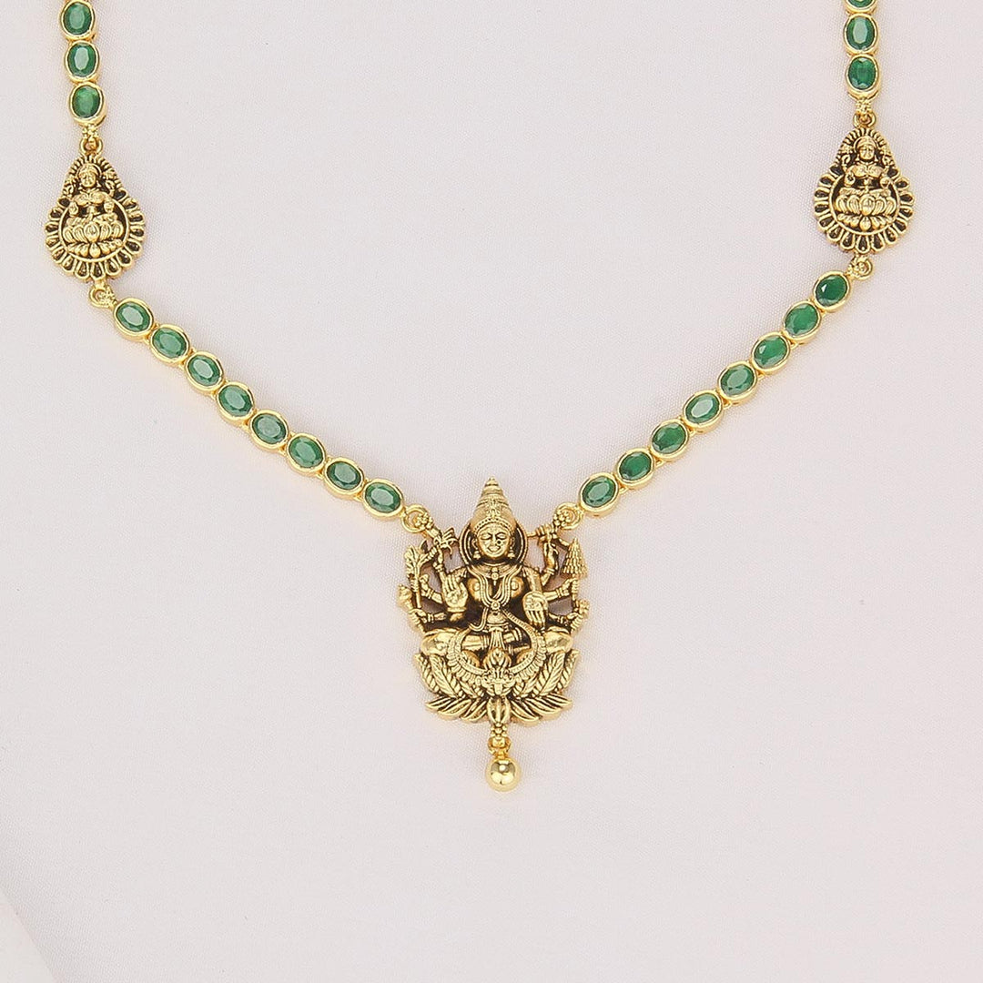 Harithra Nagas Short Necklace