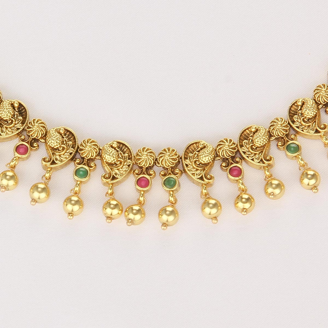 Dhashikha Short Necklace Set