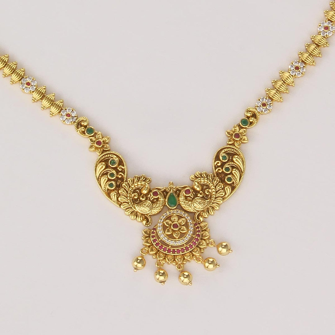 Yazhikha Long Necklace Set
