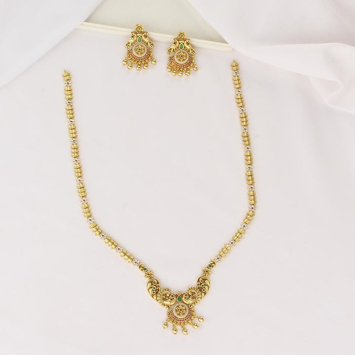 Yazhikha Long Necklace Set