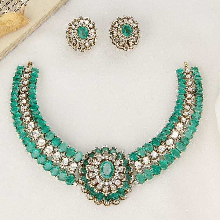 Gorgeous Look Choker Set