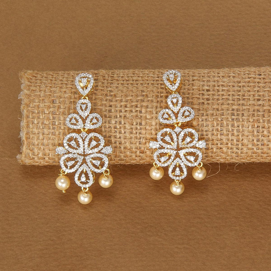 Janisha Avikam Short Necklace Set