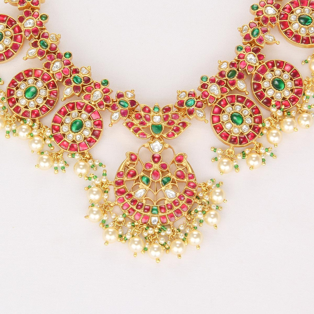 Liyanikha Kundan Short Necklace