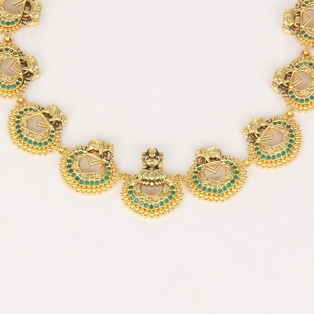 Vithusha Nagas Short Necklace Set