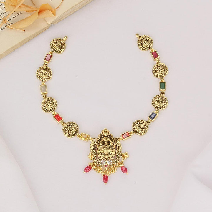 Empress Glow Nagas Short Necklace