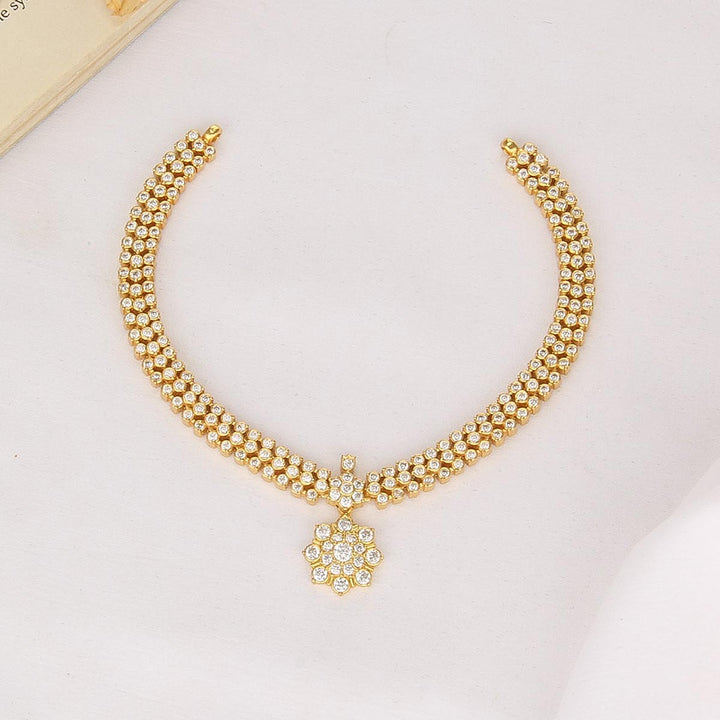 Vibhura Stone Short Necklace