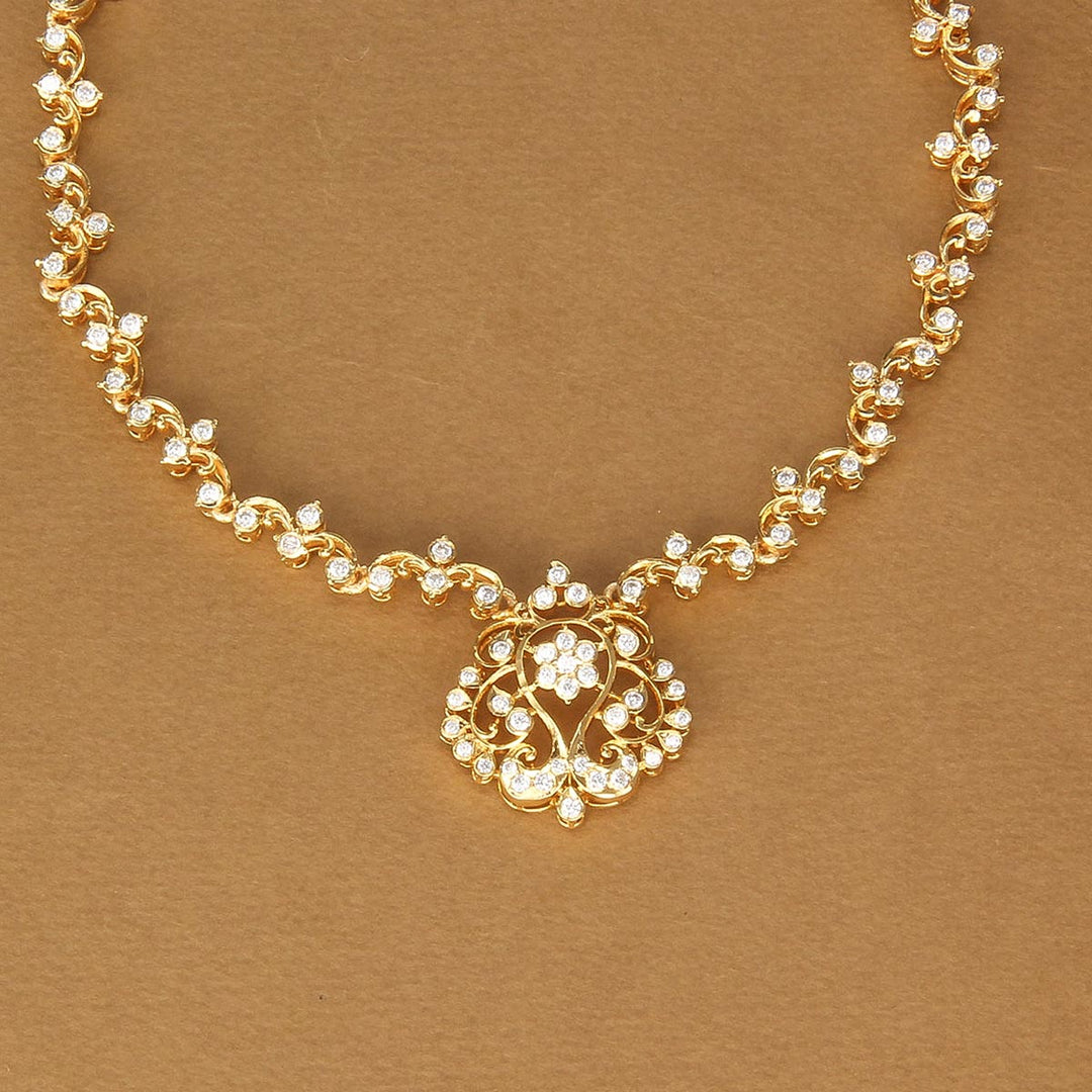 Nisha Diamond Design Short Necklace