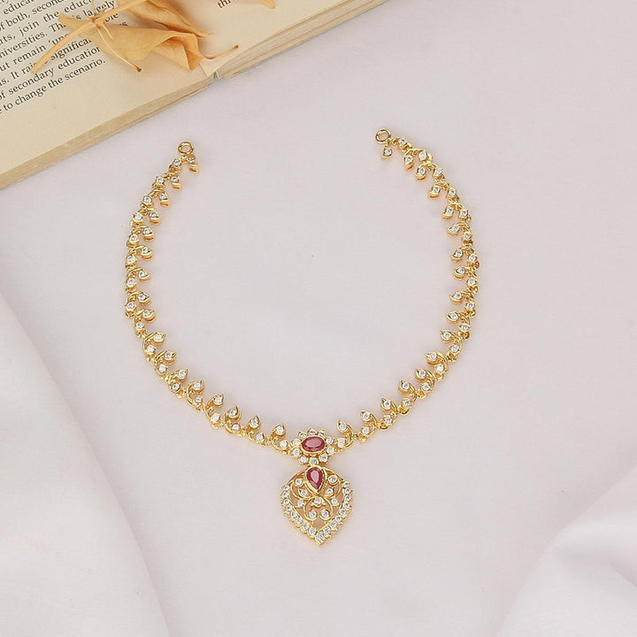 Sparkle Diamond Design Short Necklace