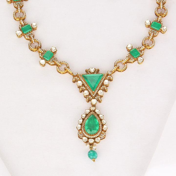 Livitha Short Necklace