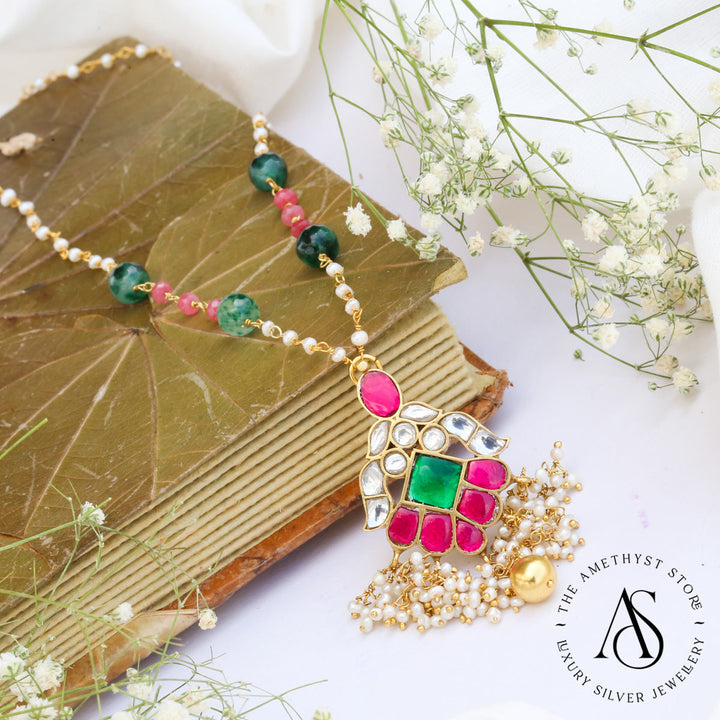 Elegant Kundan Necklace
