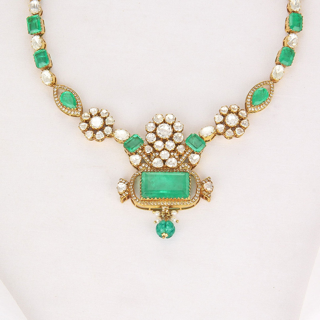Deeksha Short Necklace