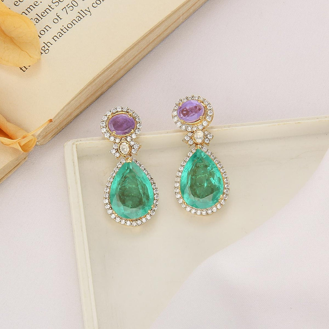 Arunikha Short Necklace Set