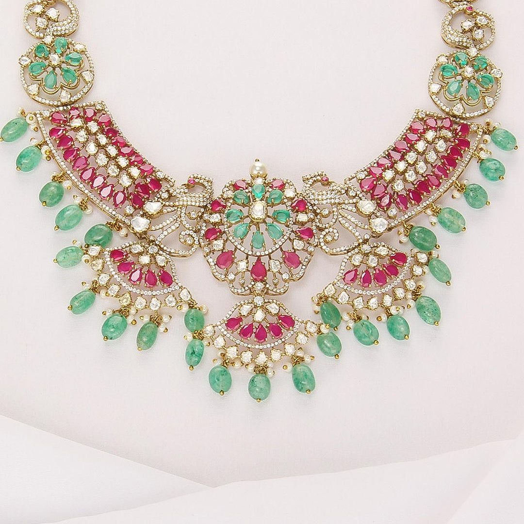 Gorgeous Short Necklace Set