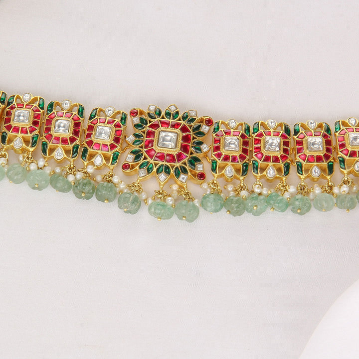 Chic & Fabulous Kundan Choker