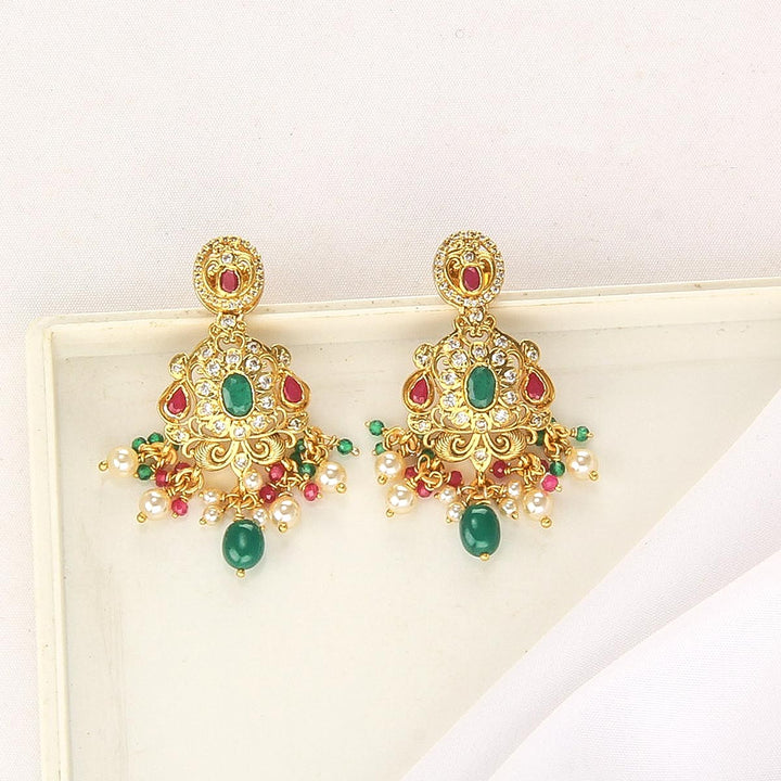 Chic & Glow Short Necklace Set