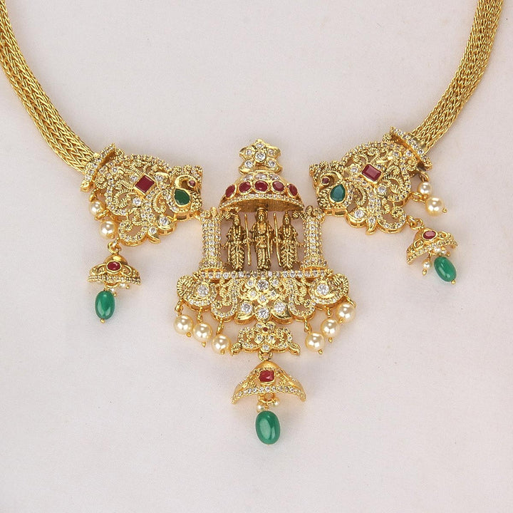 Grandeur Luxe Pakshi Short Necklace