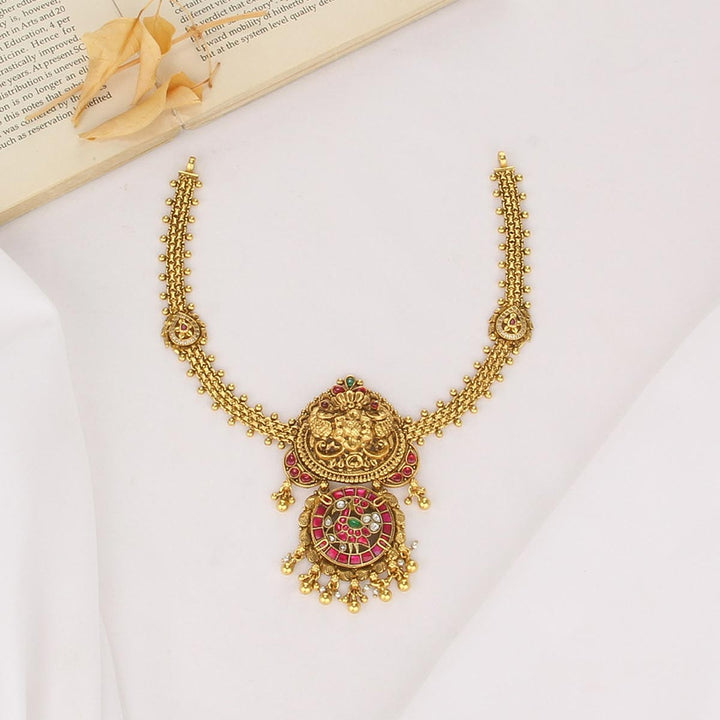 Siyani Nagas Short Necklace