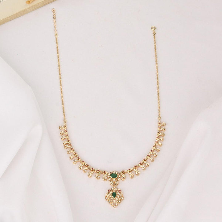 Sandhiya Short Necklace